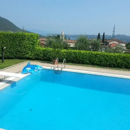 Vila Lago Ulivi *